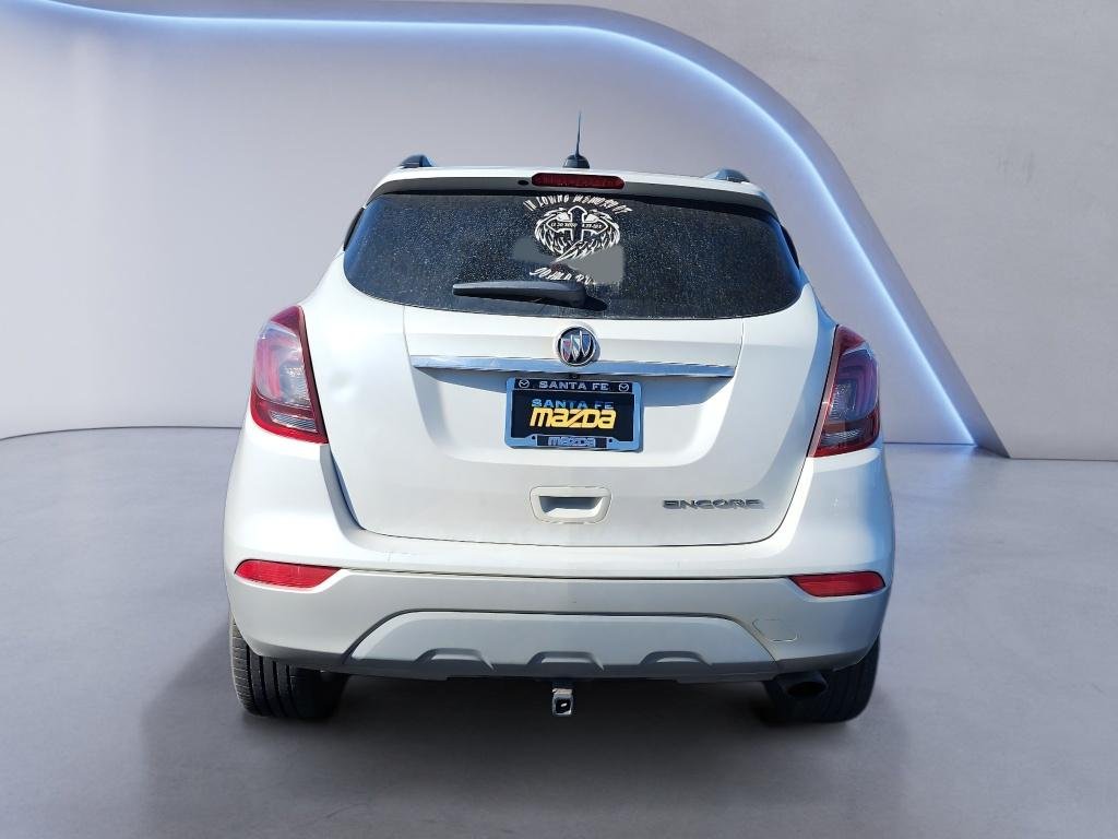 Used 2019 White Frost Tricoat Buick Preferred image 7