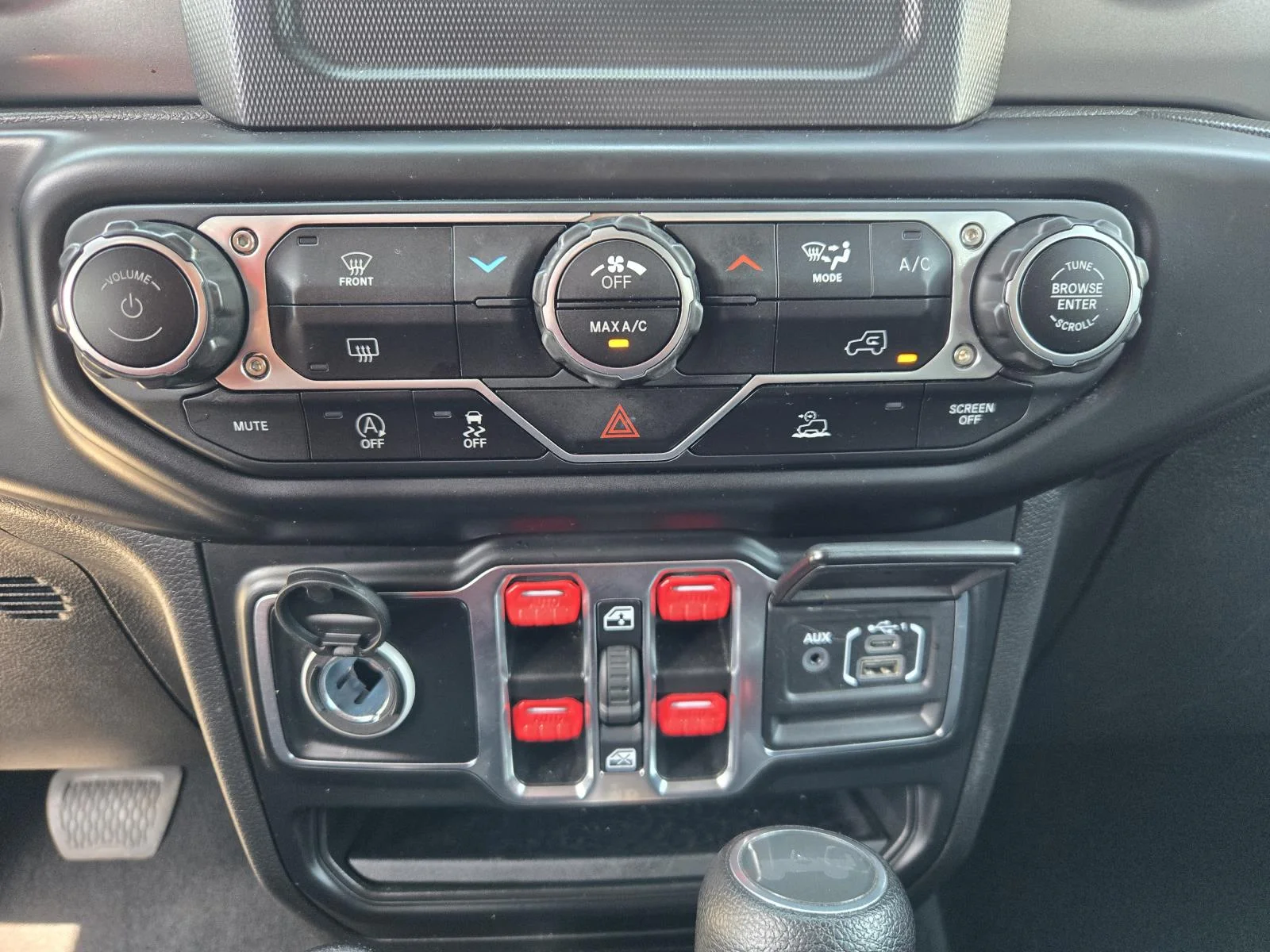 Used 2023 Bright White Clearcoat Jeep Freedom 4 Door 4x4 *Ltd Avail* image 13