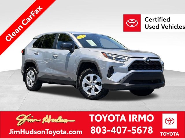 2025 Toyota RAV4 LE
