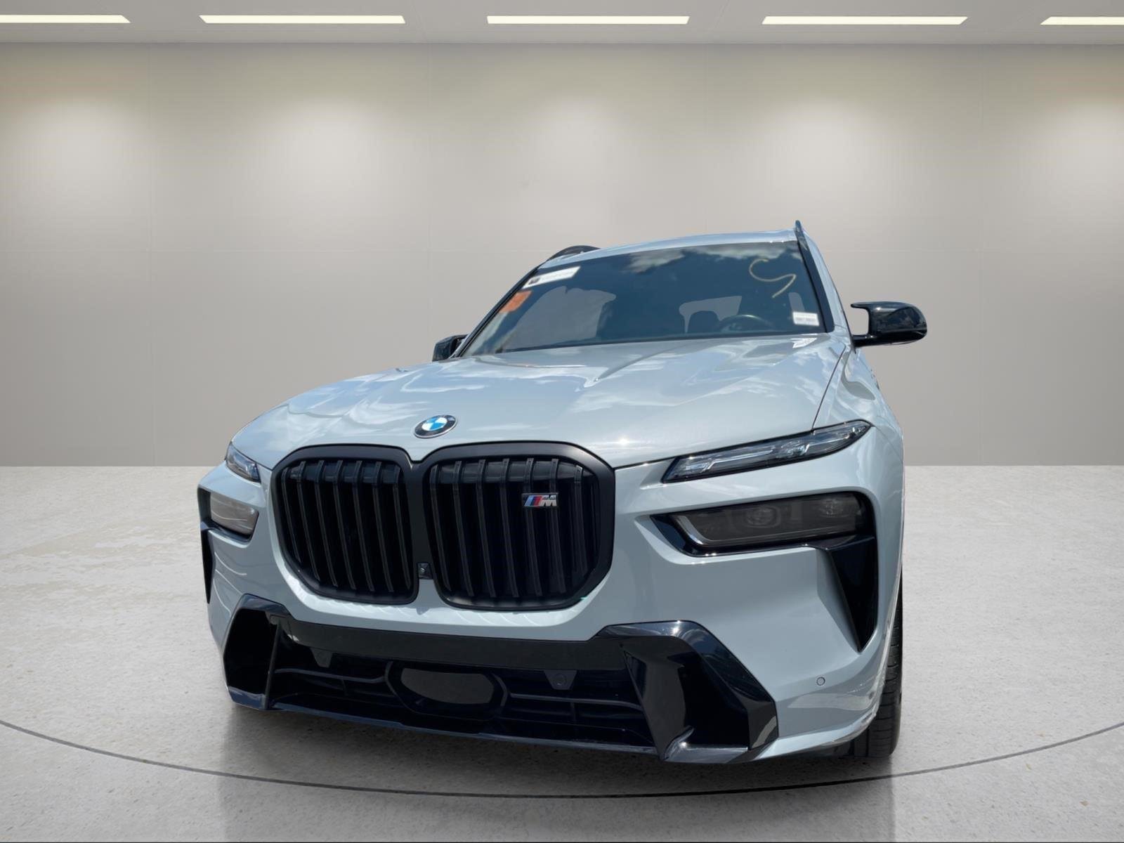 Used 2024 Brooklyn Grey Metallic BMW M60i image 5