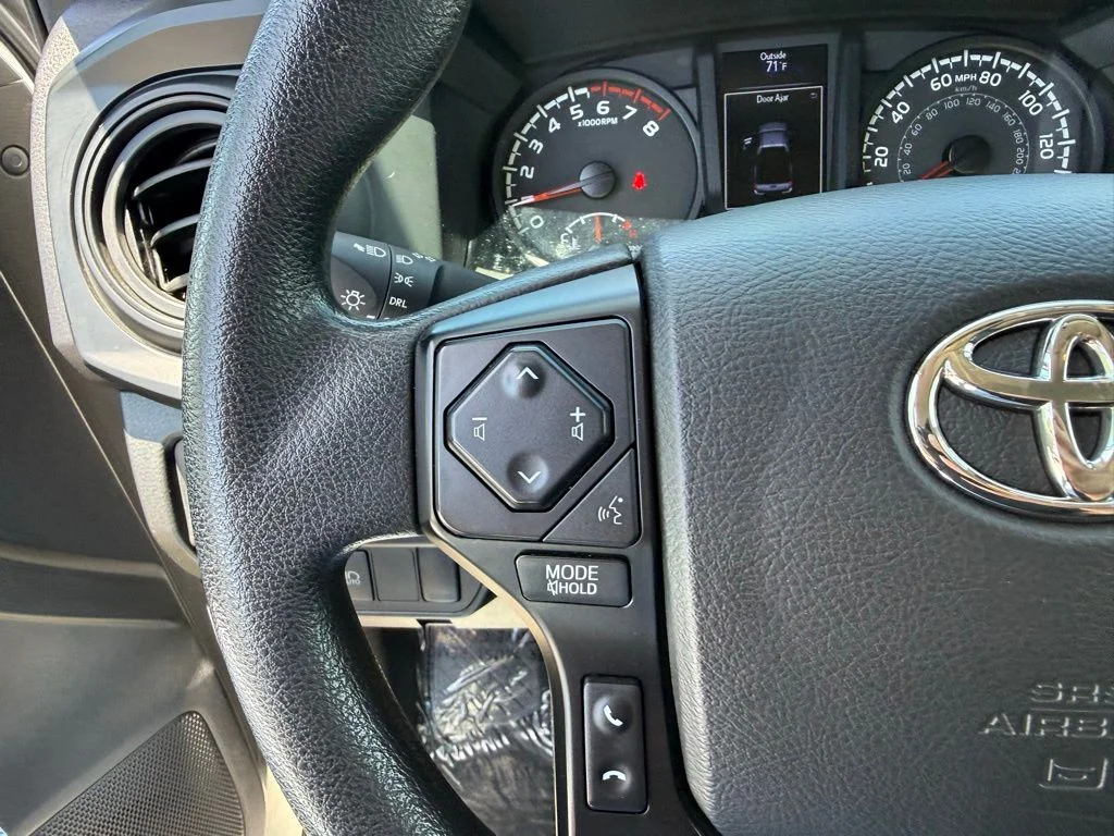 Used 2023 White Toyota SR image 18