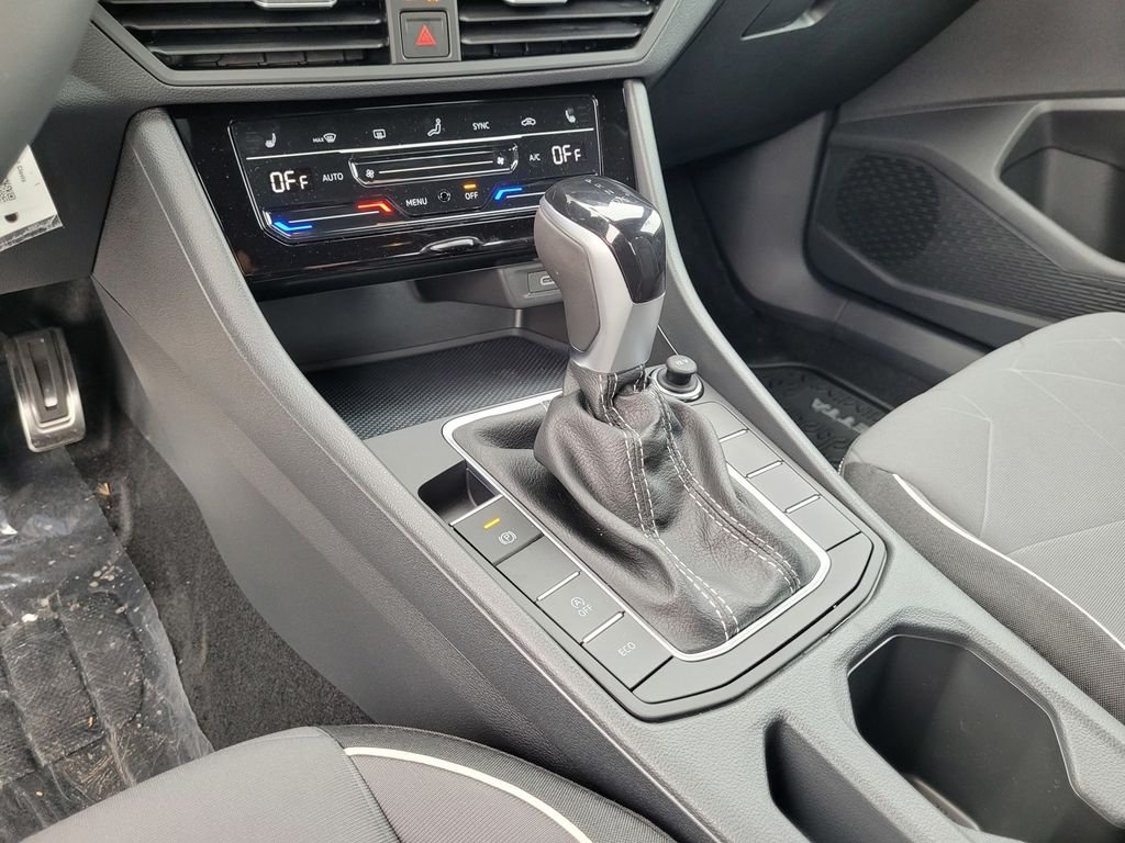New 2026 White Volkswagen 1.5T Sport image 20