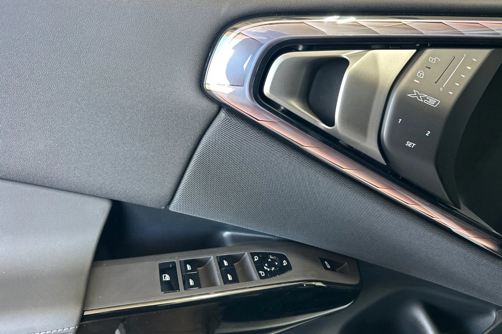 New 2026 Alpine White BMW 30 xDrive image 8
