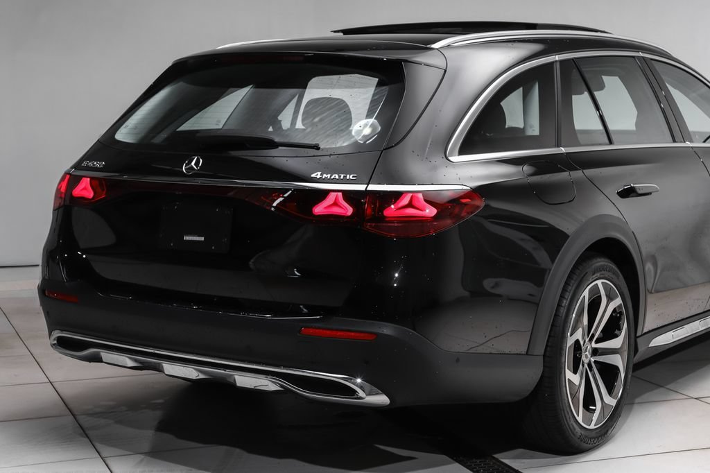 New 2026 Obsidian Black Metallic Mercedes-Benz E 450 image 20