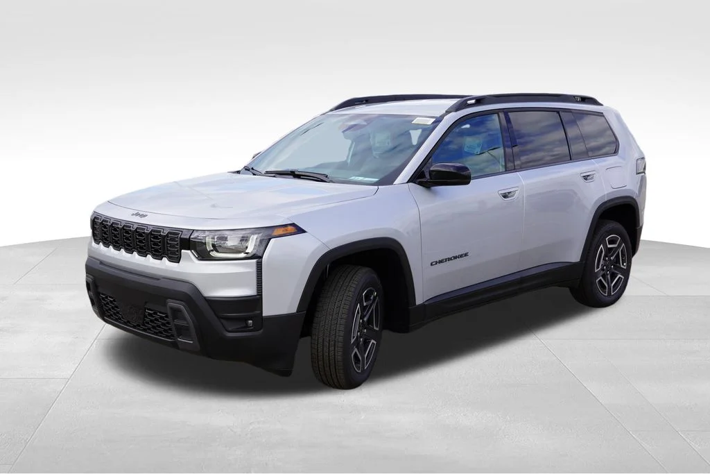 New 2026 Silver Zynith Clearcoat Jeep Limited image 7