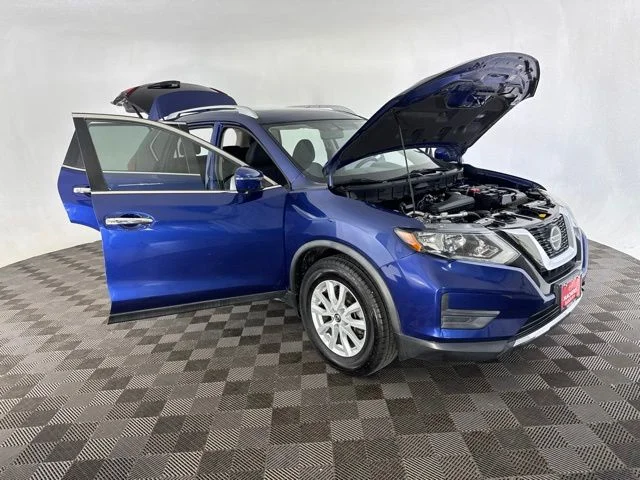 Used 2018 Blue Nissan SV image 12