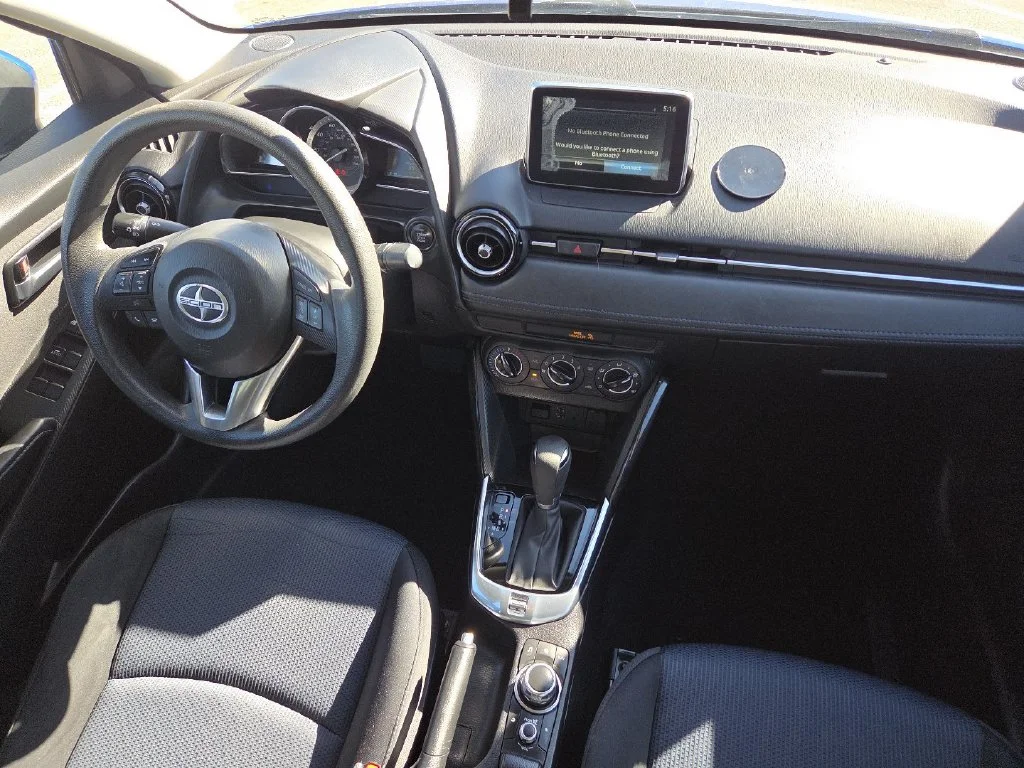 Used 2016 Blue Scion Base image 29
