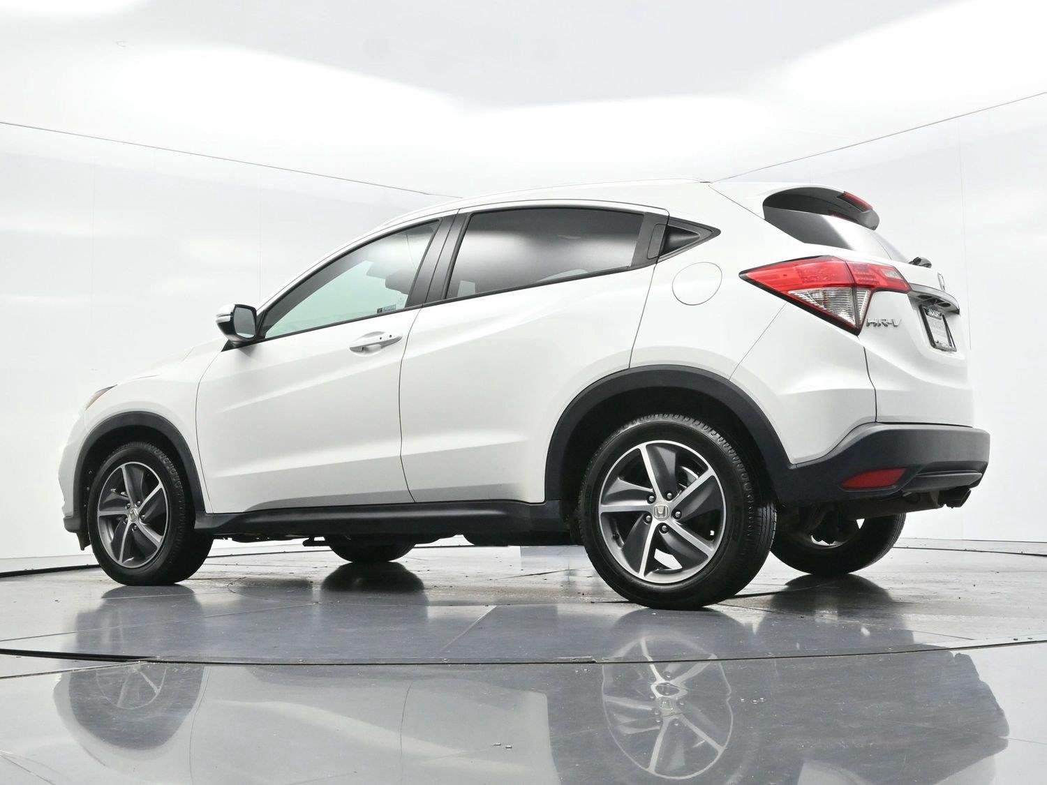 Used 2022 Platinum White Pearl Honda EX-L image 42