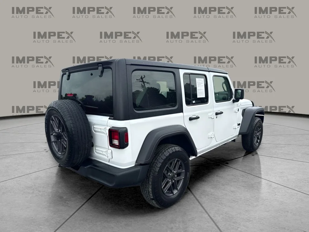 Used 2025 White Jeep Sport S image 5