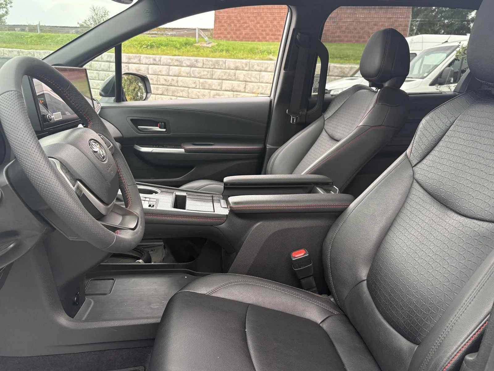Used 2025 Celestial Silver Metallic Toyota XSE 7-Passenger image 8