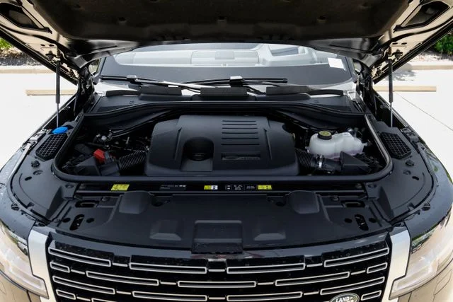 New 2026 Black Land Rover SE image 61