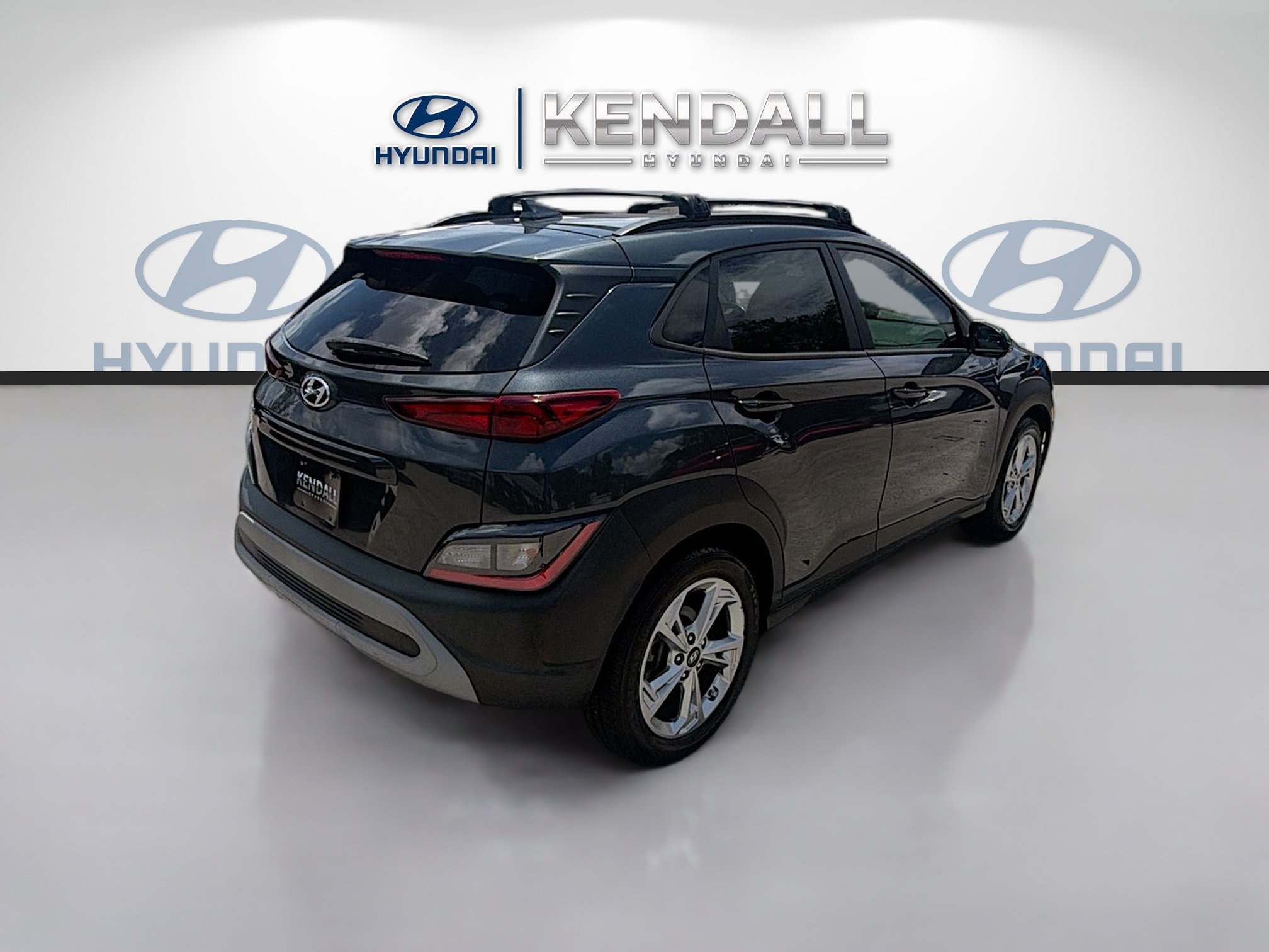 Used 2022 Thunder Gray Hyundai SEL image 6