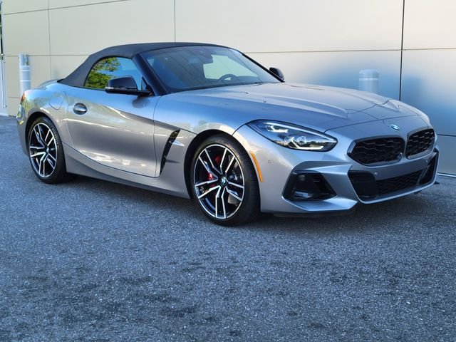 Used 2023 Skyscraper Gray Metallic BMW sDrive30i image 6