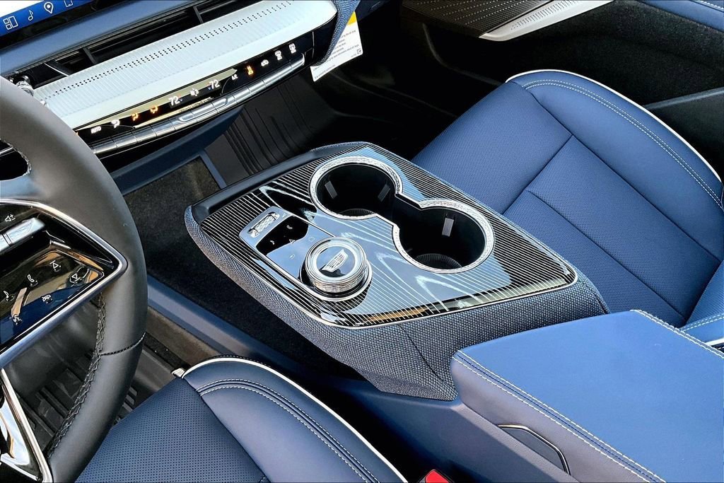 2026 Cadillac OPTIQ Premium Sport - Photo 8