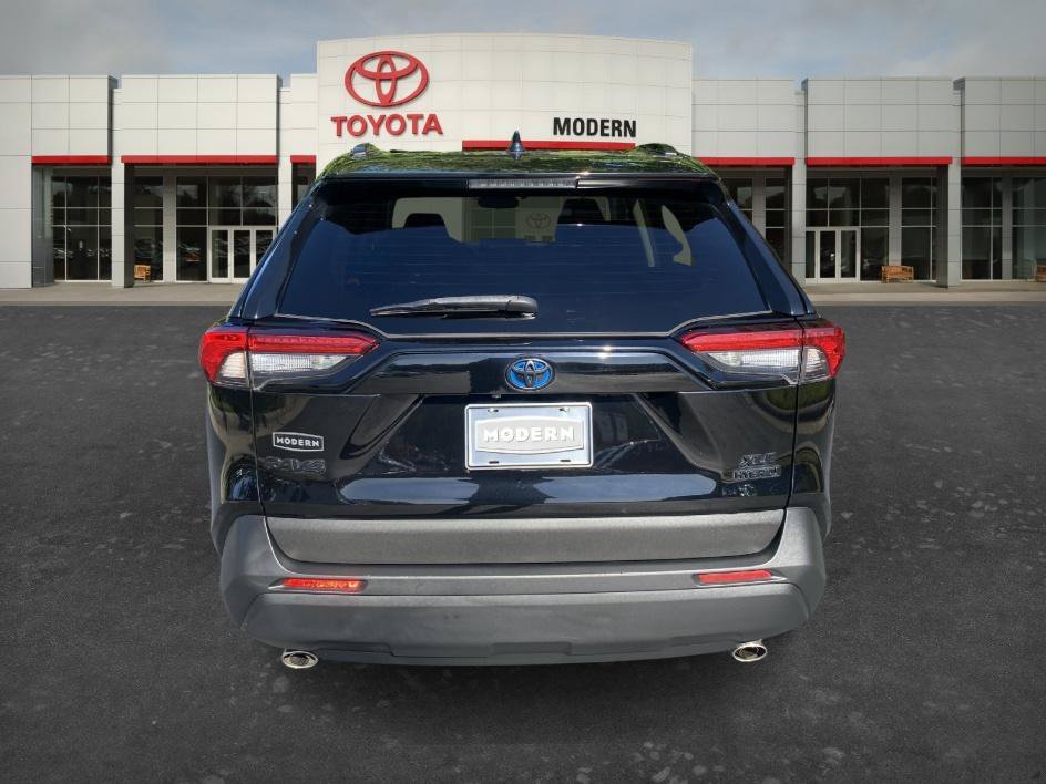 Used 2020 Midnight Black Metallic Toyota Hybrid XLE image 6