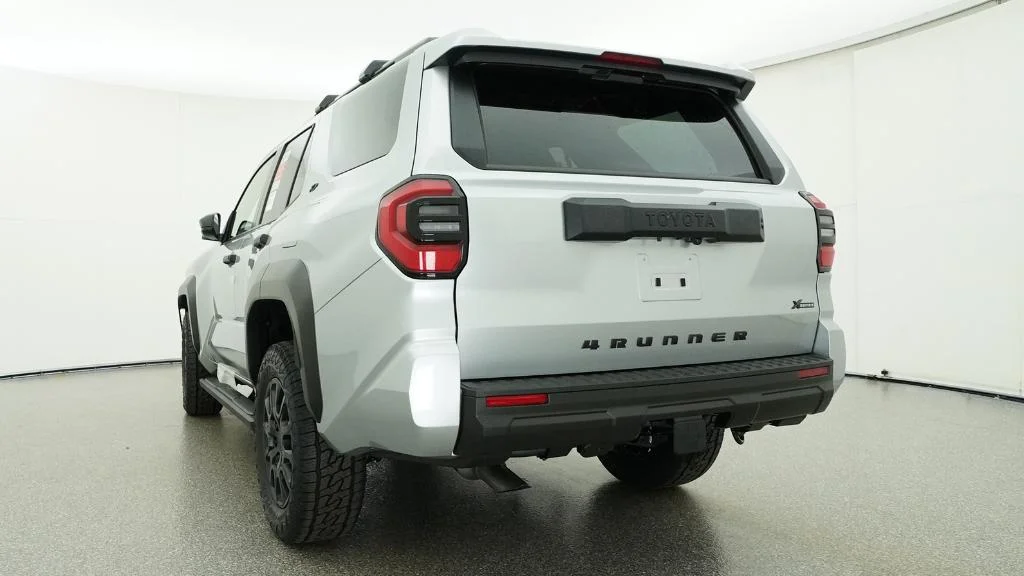 New 2026 Cutting Edge Toyota SR5 image 10