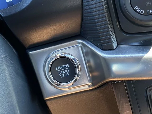 Certified Used 2025  Ford King Ranch image 24
