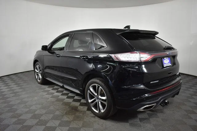 Used 2016 Black Ford Sport image 4