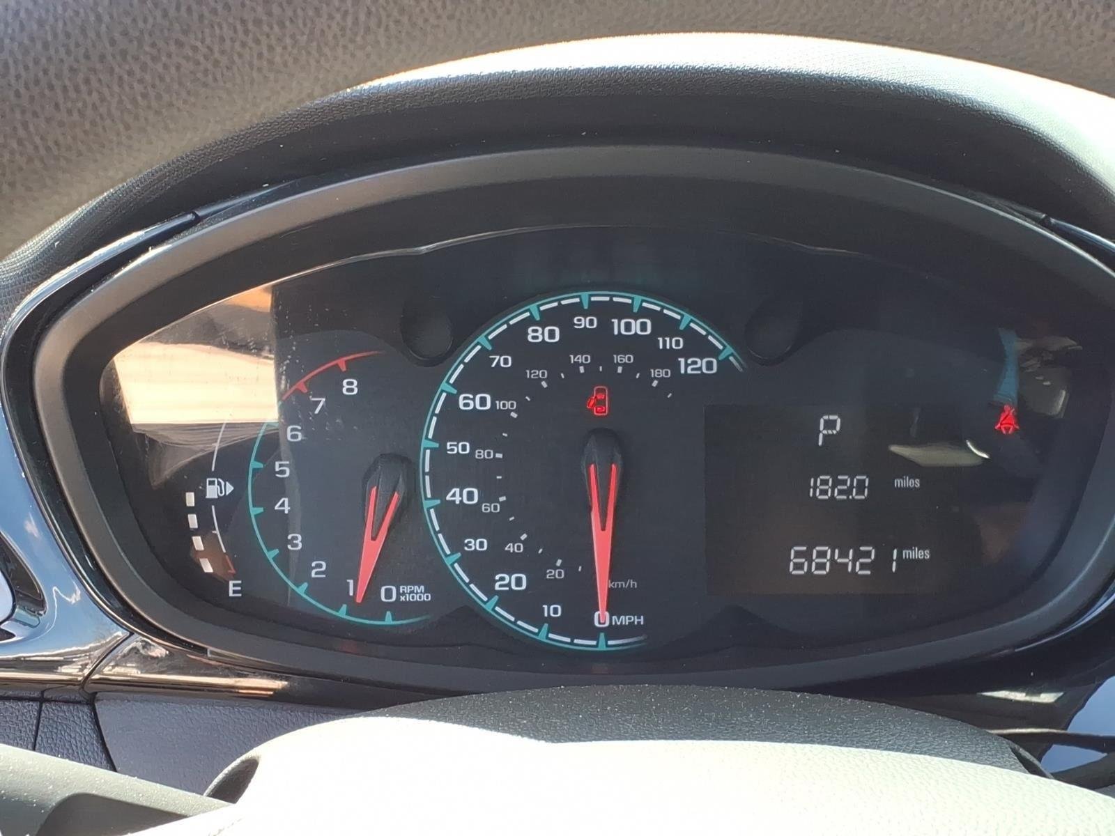 Used 2022 Silver Ice Chevrolet 1LT image 22