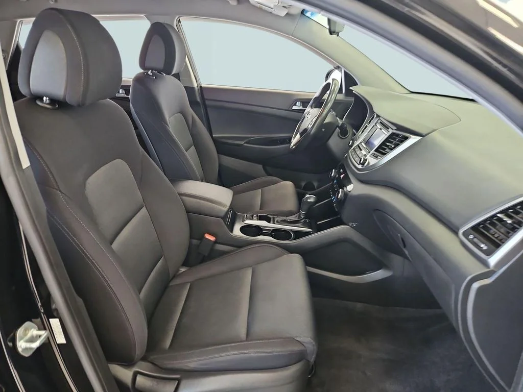 Used 2016 Ash Black Hyundai Sport image 28