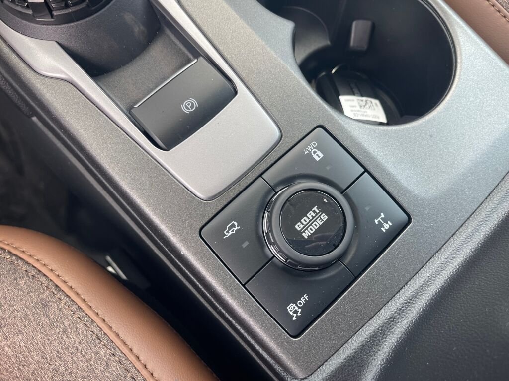 New 2026 Carbonized Gray Metallic Ford Outer Banks image 15