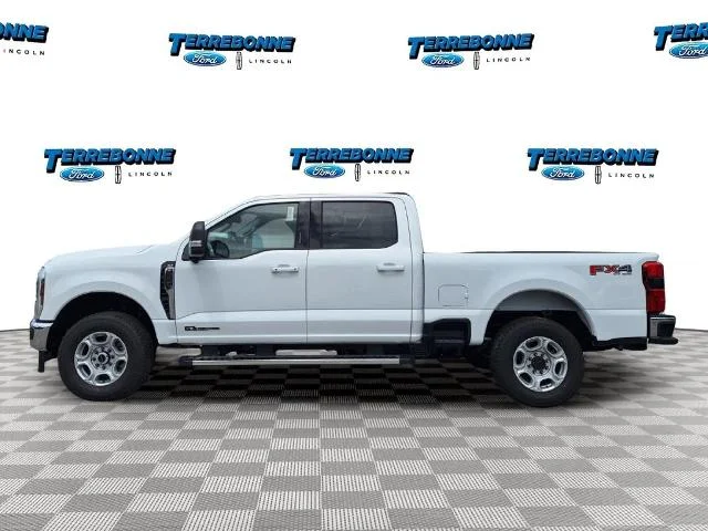 New 2026 Oxford White Ford F-250® XLT image 8