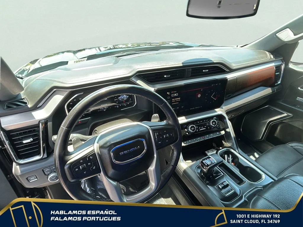 Used 2023 Onyx Black GMC Denali image 17