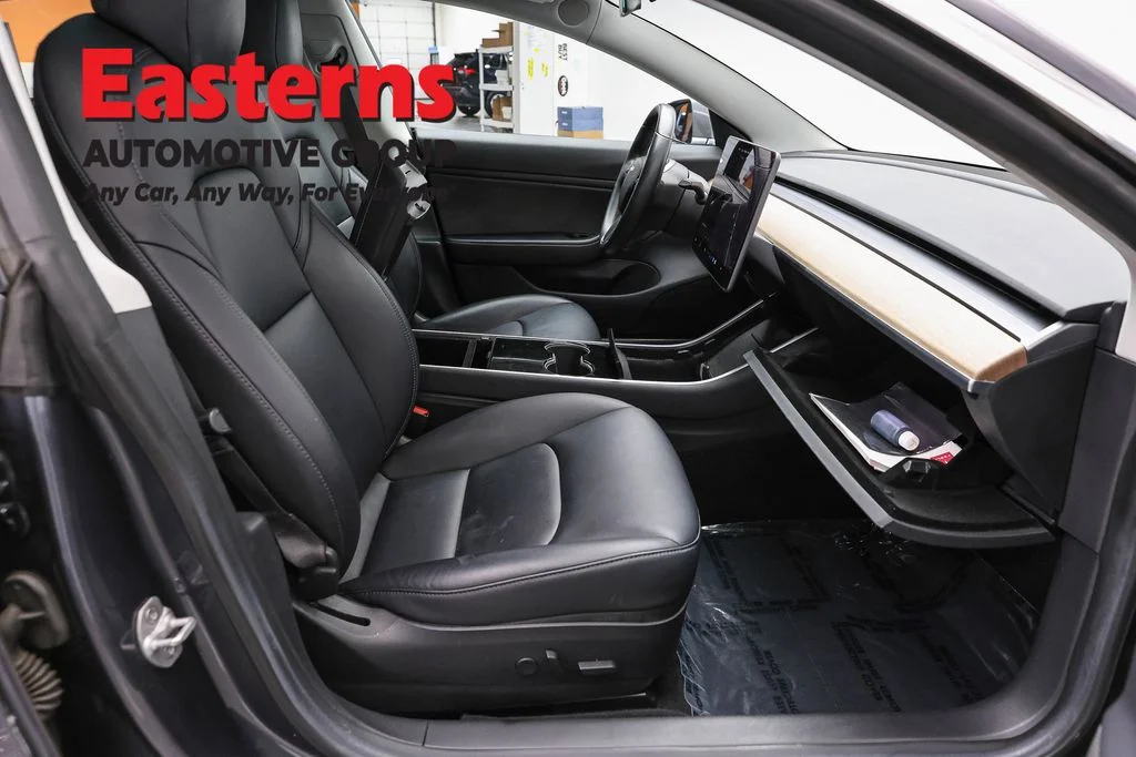 Used 2018 Gray Tesla Long Range image 18