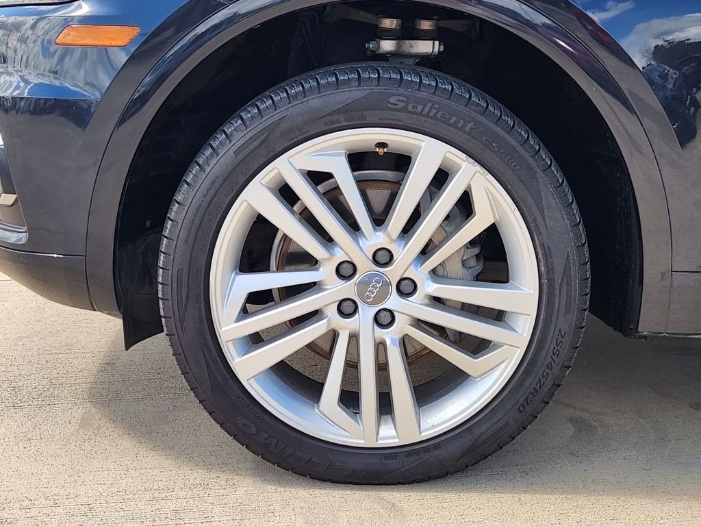 Used 2018 Moonlight Blue Metallic Audi Prestige image 12
