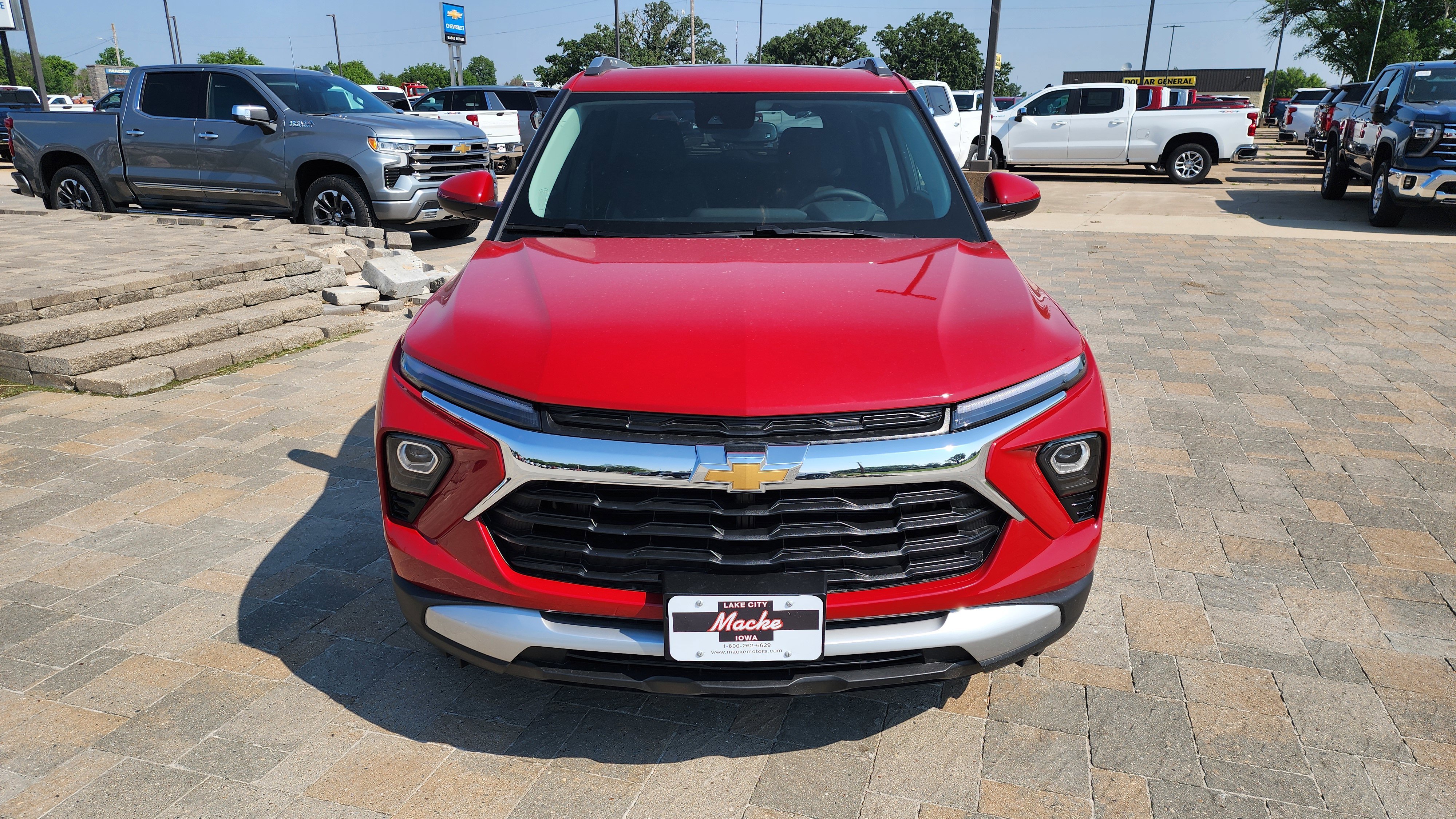 2026 Chevrolet Trailblazer LT - Photo 2