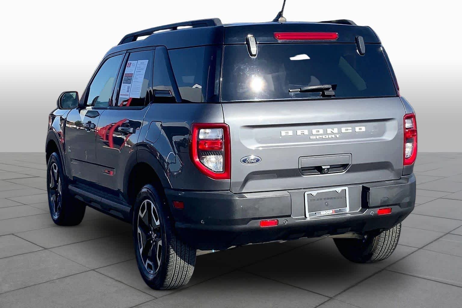 Used 2021 Carbonized Gray Metallic Ford Outer Banks image 12