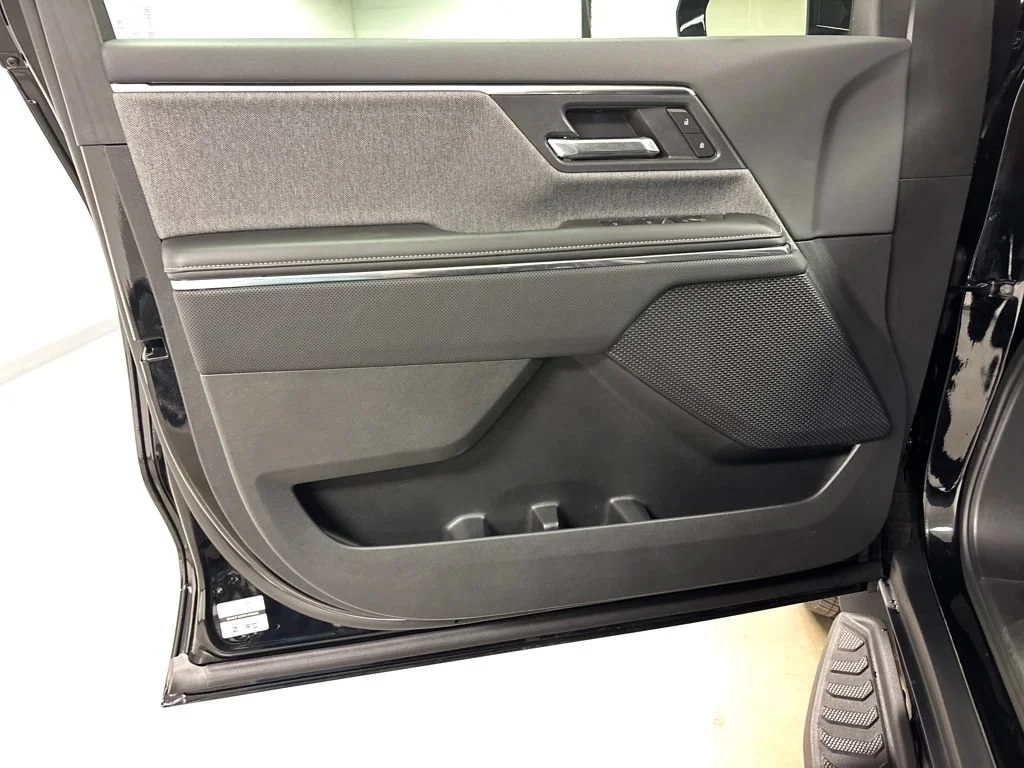 2026 GMC Sierra EV Elevation - Photo 21