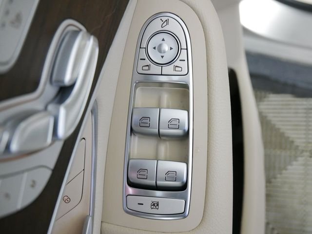 Certified Used 2022  Mercedes-Benz GLC 300 image 20