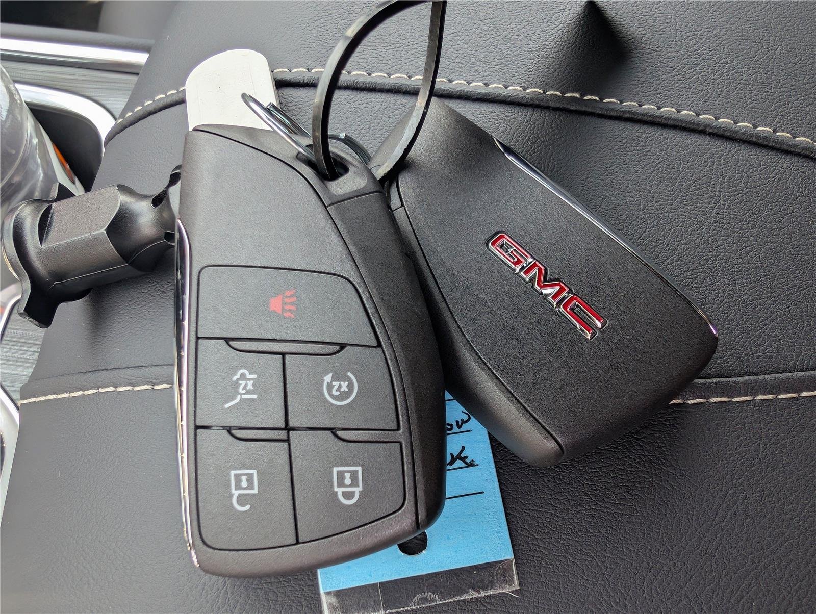 2025 GMC Acadia Elevation - Photo 20