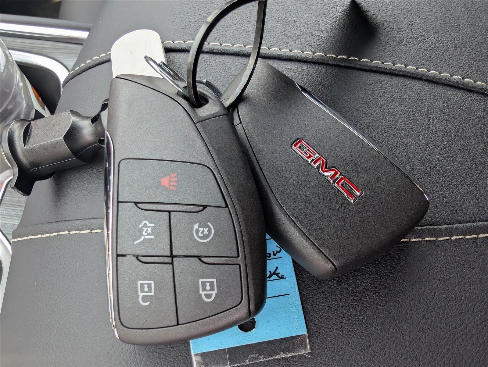 2025 GMC Acadia Elevation - Photo 20