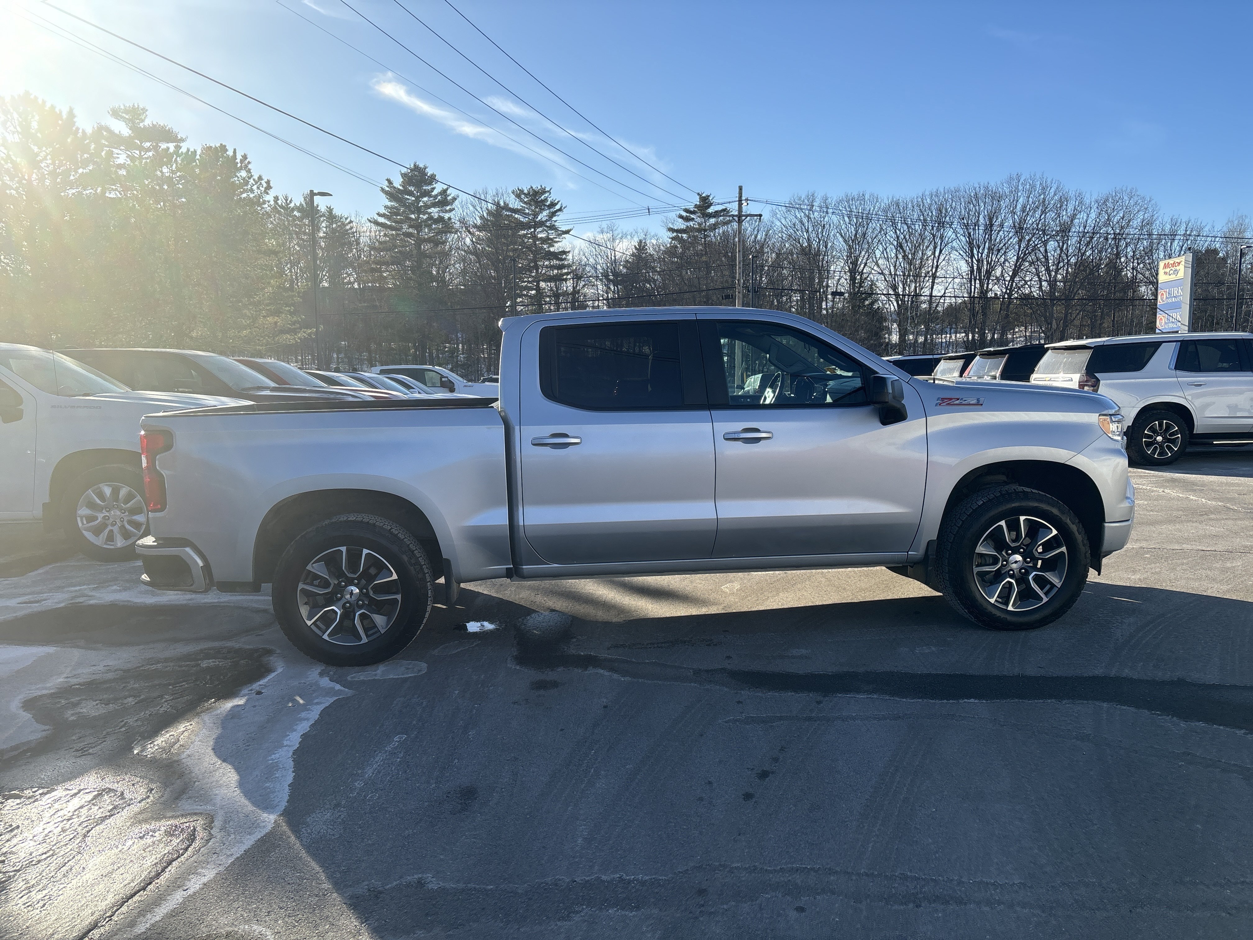 Used 2022 Silver Ice Metallic Chevrolet RST image 6