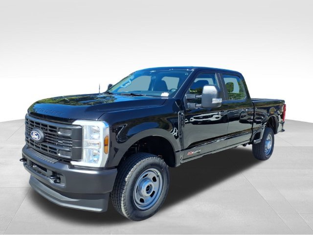 New 2027 Agate Black Metallic Ford XL image 2