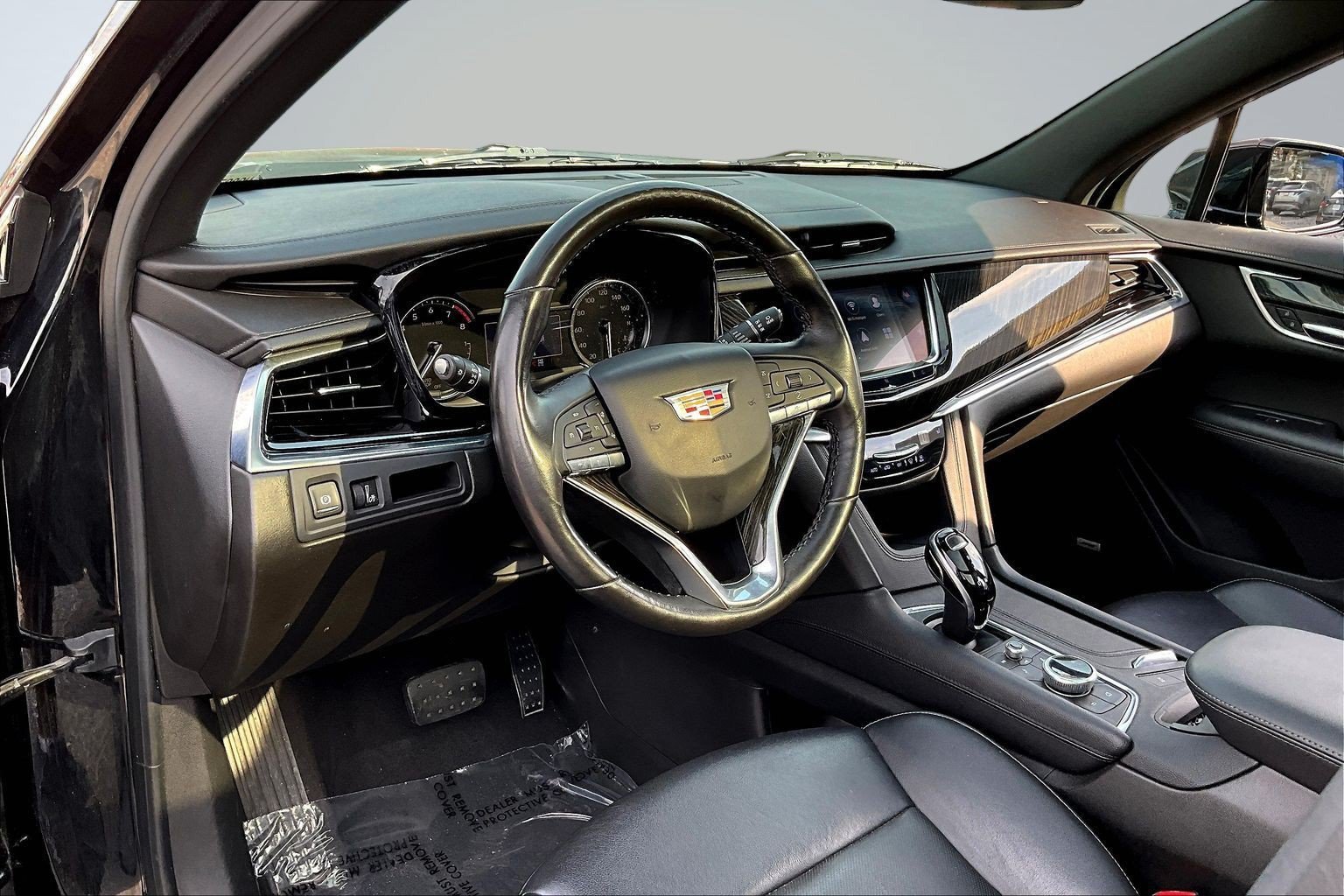 Used 2020 Black Cadillac Premium Luxury image 14