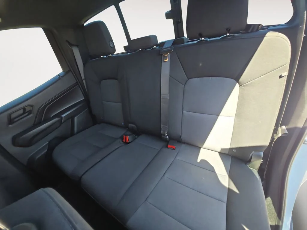 Used 2025 Summit White Chevrolet Trail Boss image 13