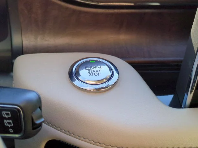 Used 2021 Blue Lincoln Reserve image 27