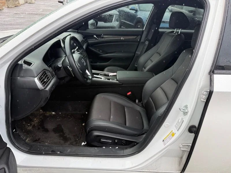 Used 2022 White Honda Sport image 9