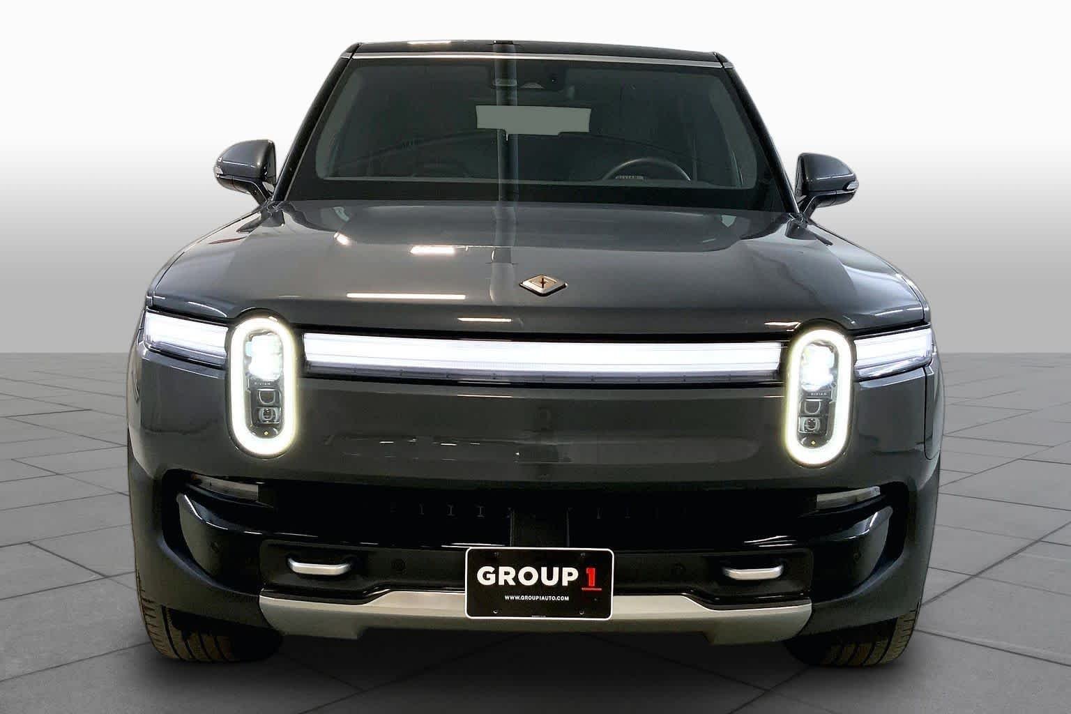 Pre-Owned 2025 Rivian R1S Adventure