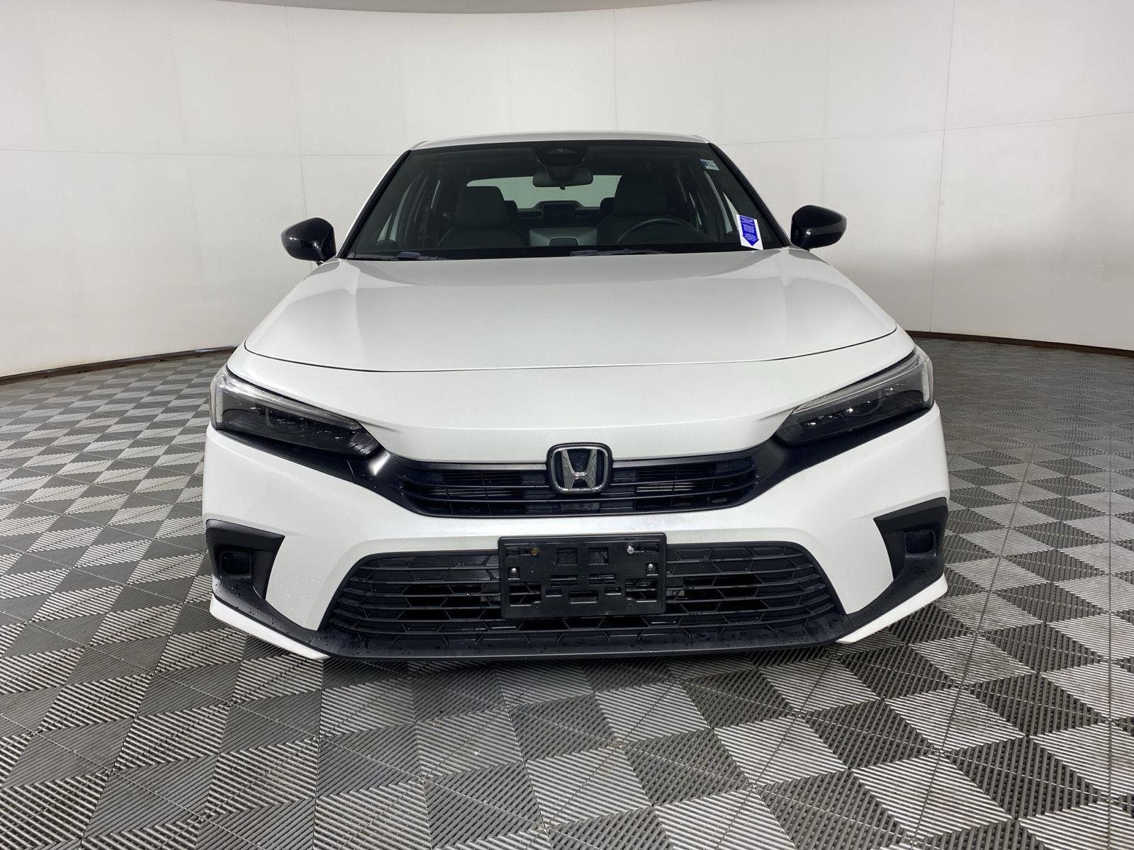 Used 2024 Platinum White Pearl Honda Sport image 2