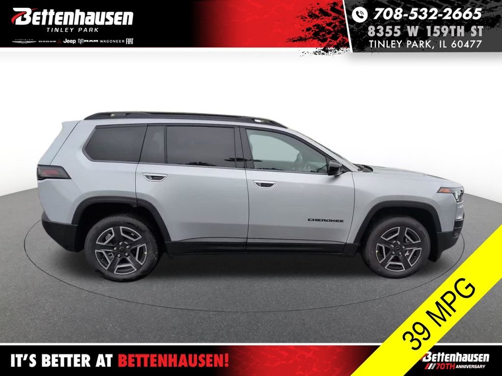 New 2026 Silver Zynith Clear-Coat Exterior Paint Jeep Limited image 3