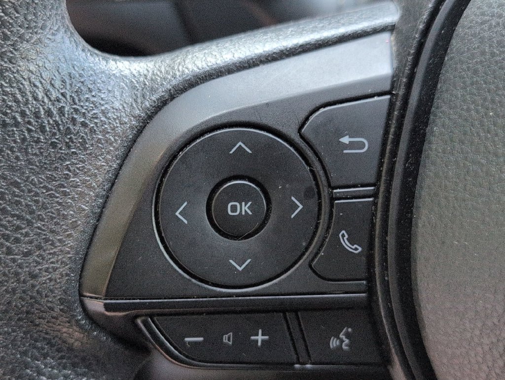 Used 2025 Black Toyota XLE image 21