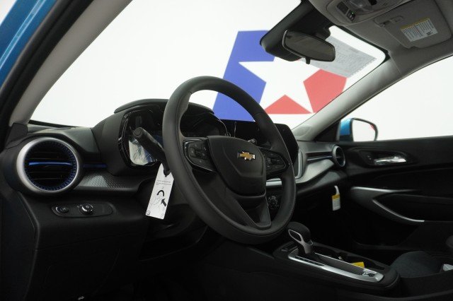 2026 Chevrolet Trax LS - Photo 16