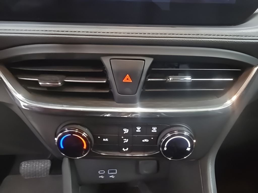 2025 Buick Encore GX Preferred - Photo 33