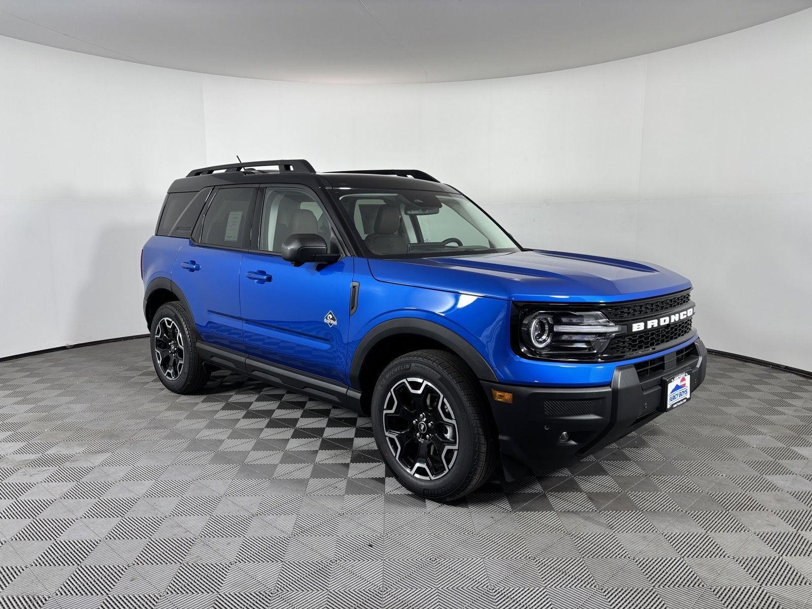 New 2025 Velocity Blue Metallic Ford Outer Banks® image 59