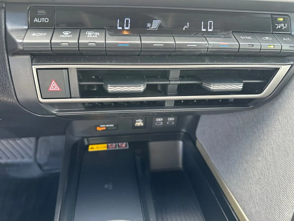 2025 Toyota Camry LE - Photo 17