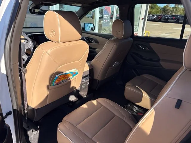Used 2022 Beige Chevrolet Premier image 6